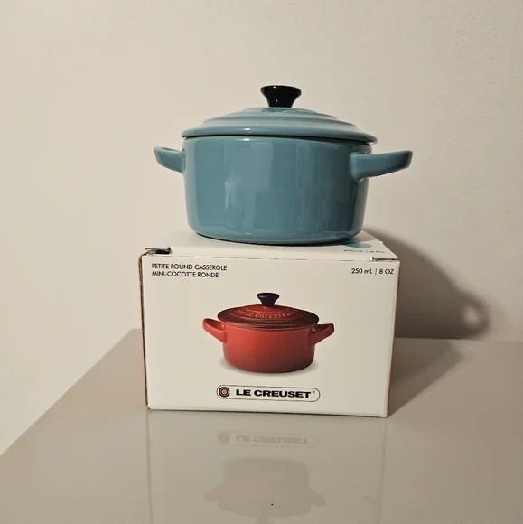 NIB Le Creuset Turquoise Mini Cocotte 10cm - Picture 4 of 16